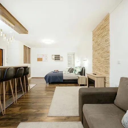 King Of The Inner City Budapest Exterior photo